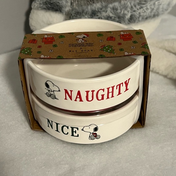 Rae Dunn x peanuts snoopy holiday stackable bowls set - Picture 1 of 6